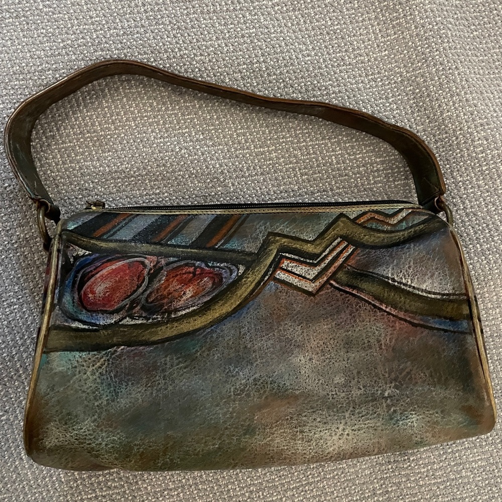Jane Yoo NEW hand painted red leathered handbag 7lx11hx5.5w